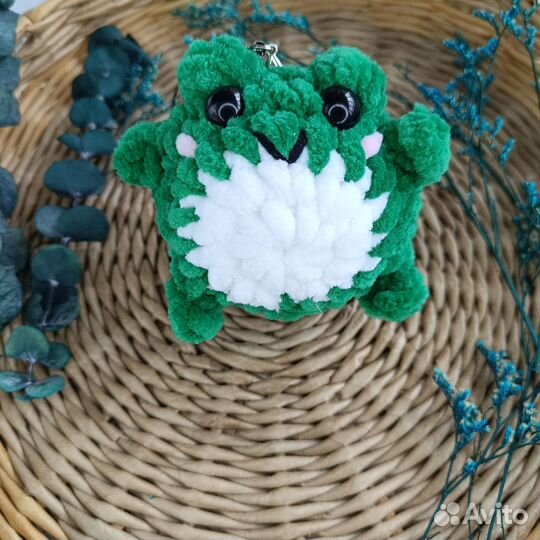 Вязаная лягушка