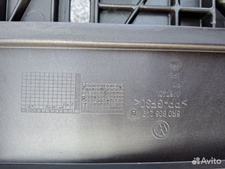 Рамка радиатора polo V 2010-2020