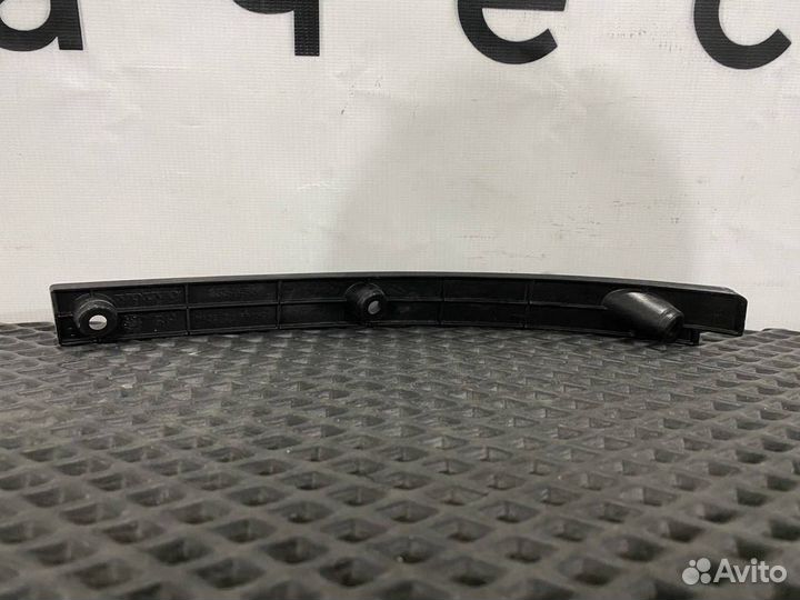 Панель уплотнительной резинки Volvo FH5 23544531