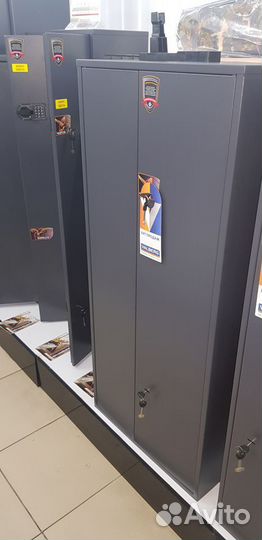 Сейф оружейный Чирок 1462 на семь стволов