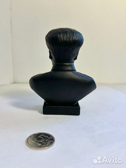 Бюст Мао Цзэдун чугун