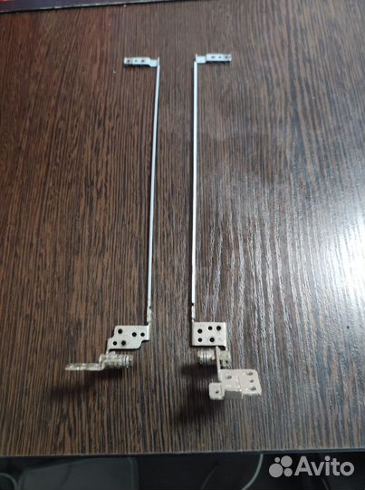 Петли матрицы ноутбука Asus R510c