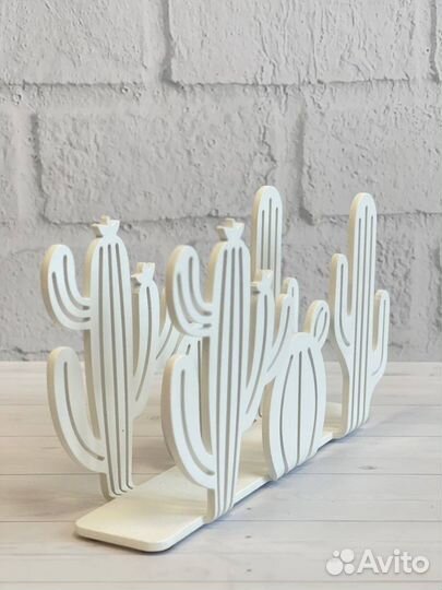 Салфетница Кактусы