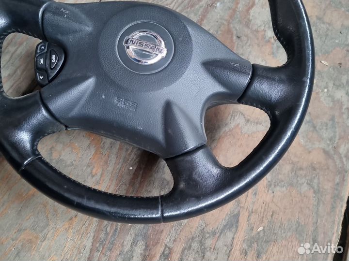 Руль с подушкой Nissan Primera P12