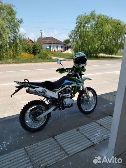 Эндуро 200 кубов