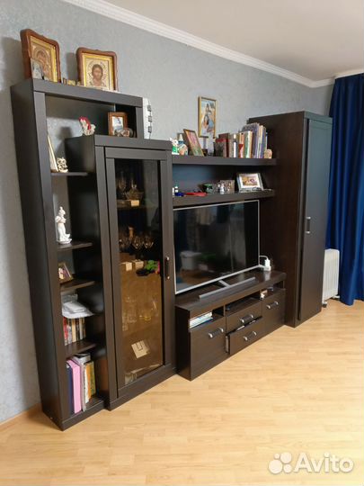 Стенка в гостиную