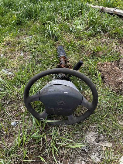 Подушка безопасности водителя Nissan March K11