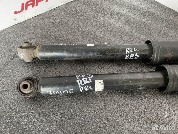 Амортизатор задний Honda Elysion RR1 RR3 RR4 RR5