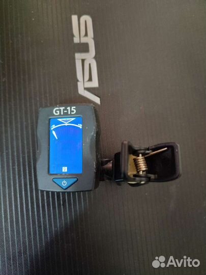 Тюнер для гитары