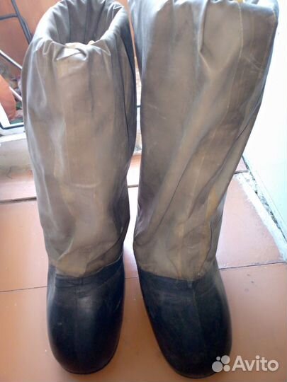 Болотные сапоги