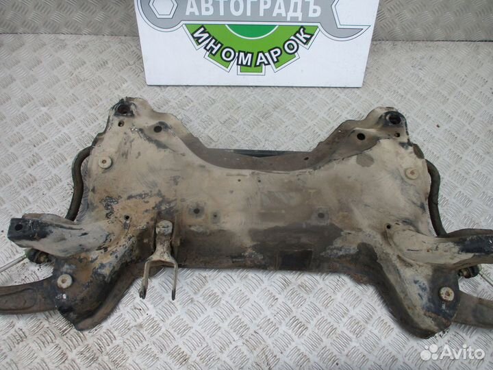 Подрамник в сборе Peugeot 307 2001 год