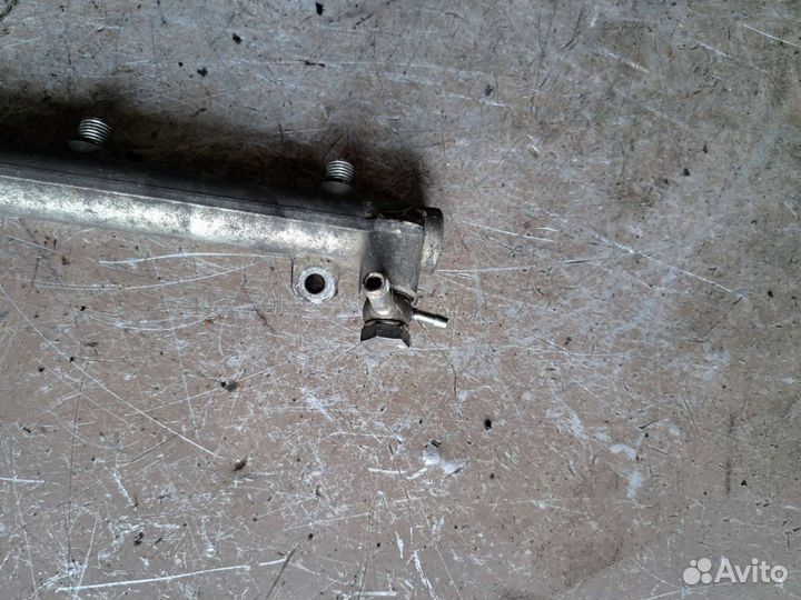 Топливная Рампа на Mercedes w211