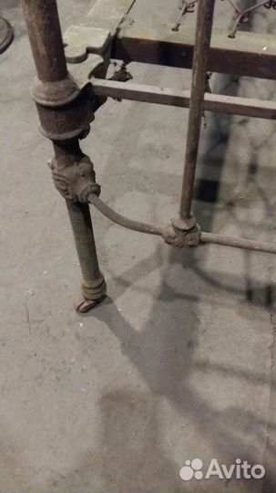 Кровать старинная.металл