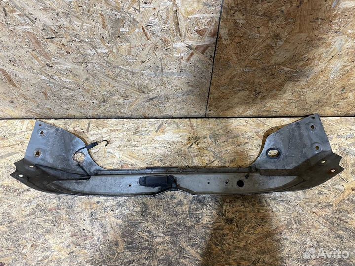 Планка кассеты радиаторов Mercedes-Benz M-Класс