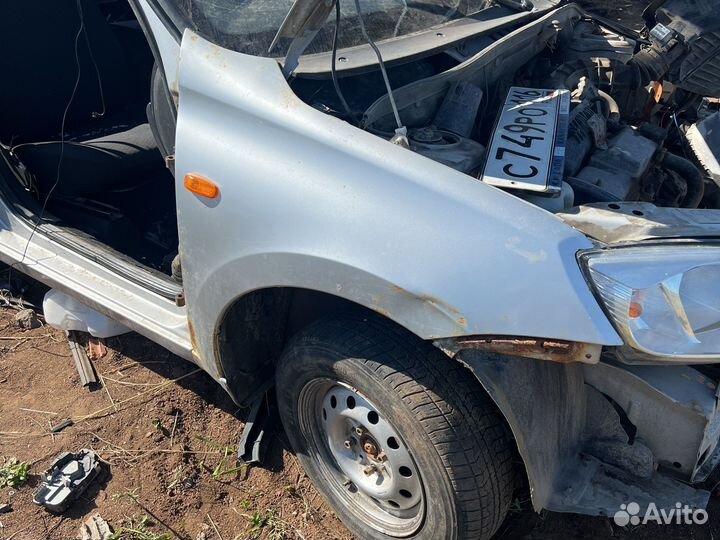 Передний правый крыло гранта