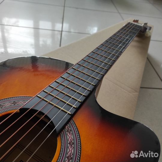 Гитара новая