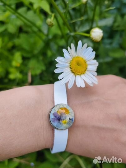 Браслет с цветами