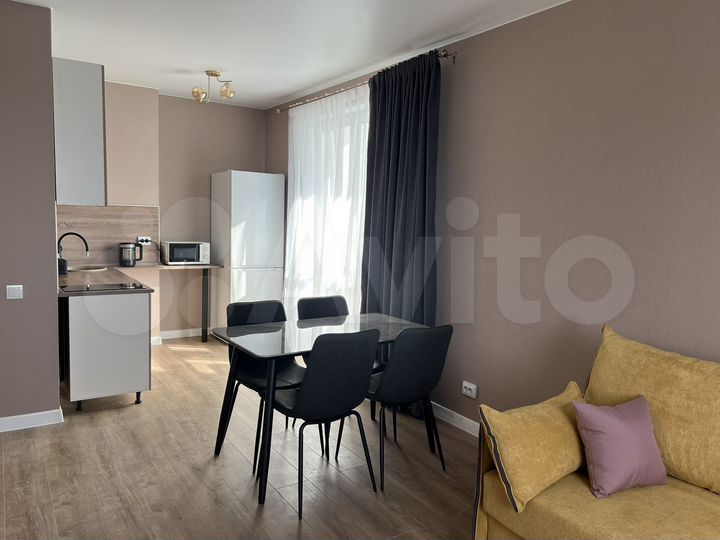 2-к. квартира, 66 м², 3/23 эт.