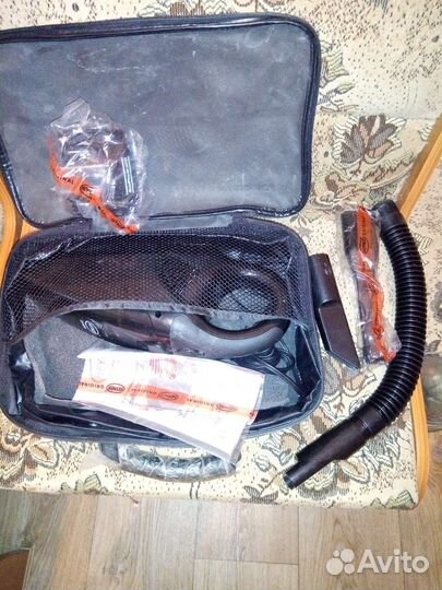 Автомобильный пылесос новый