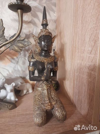 Статуэтка,подсвечники,посуда из бронзы