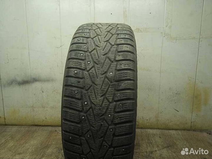 Резина зимняя 225/45R17 Nokian