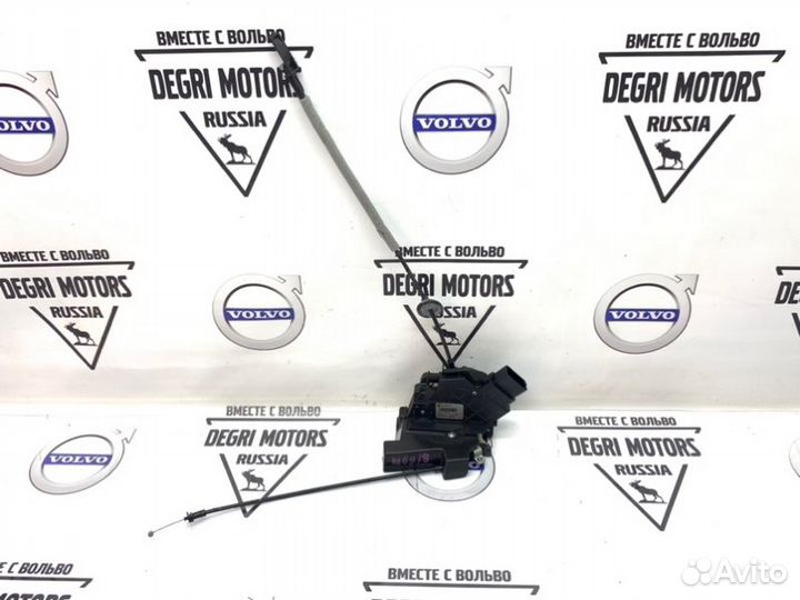Замок двери передний прав Volvo S80 XC60 XC70 07