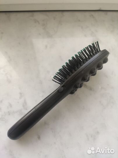 Расческа массажная электрическая