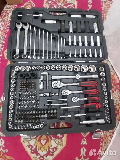 Набор ключей