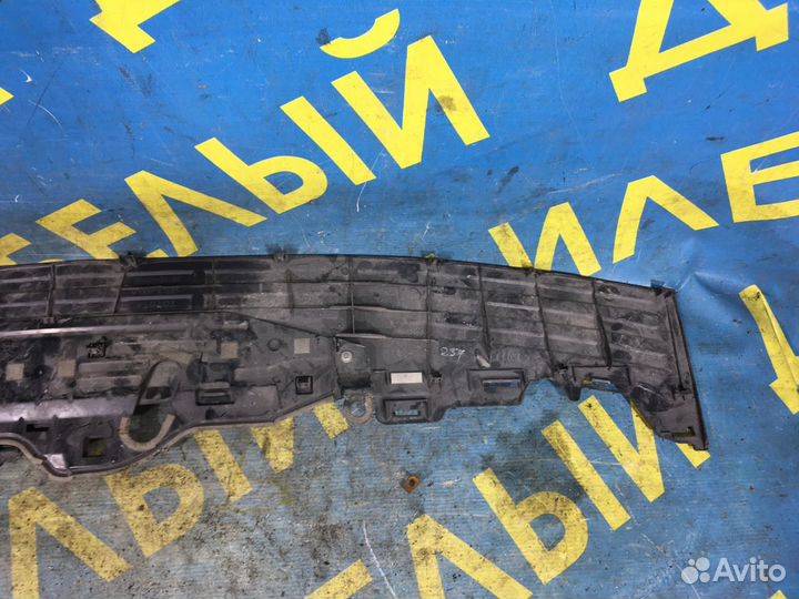 Накладка заднего бампера Toyota Land Cruiser Prado