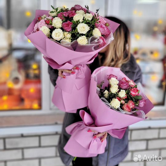 Букет кустовых роз