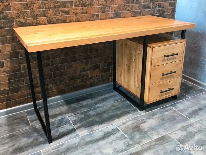 Стол компьютерный лофт