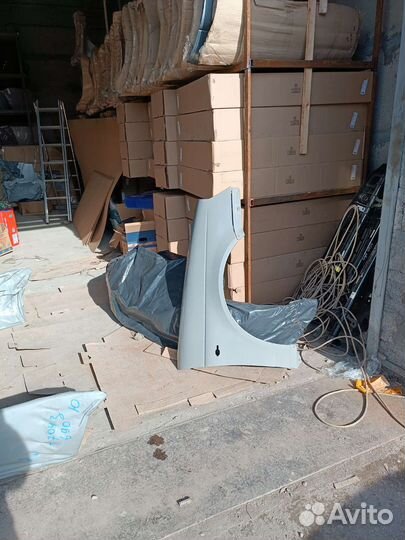 Крыло переднее правое priora неокрашенный тлт