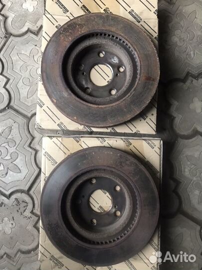 Тормозные диски передние Тойота Камри v 50