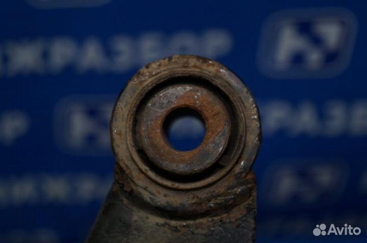 Рычаг верхний задний правый Chevrolet Captiva C100