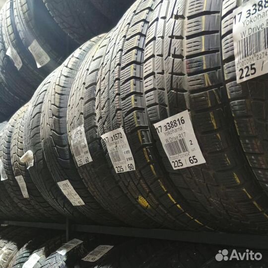 Bridgestone Ice Cruiser 7000 215/65 R16 94M