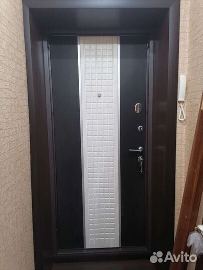 Дверь входная металлическая