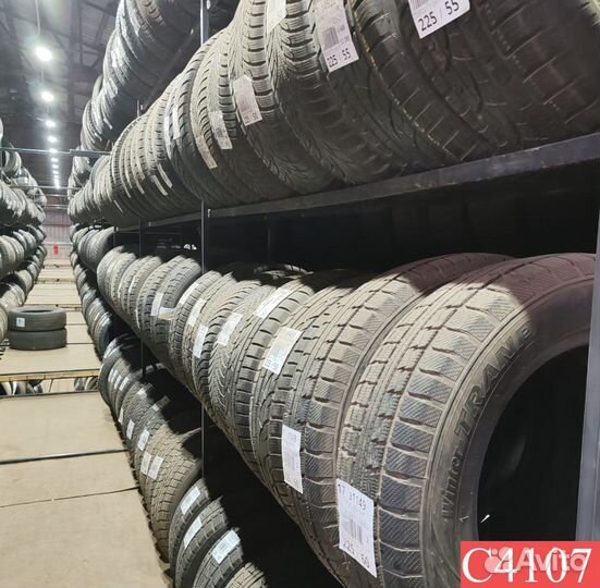 Kumho Sense KR26 215/50 R17 93P