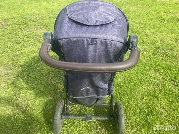 Коляска прогулочная bubago Cross