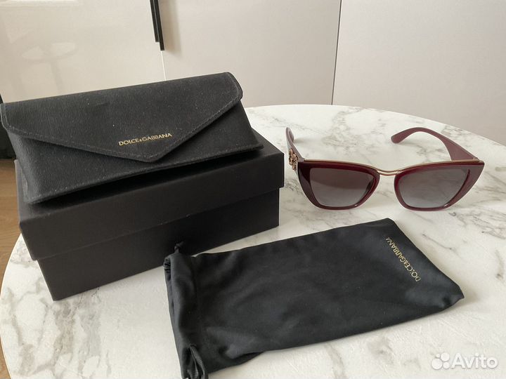 Солнцезащитные очки женские