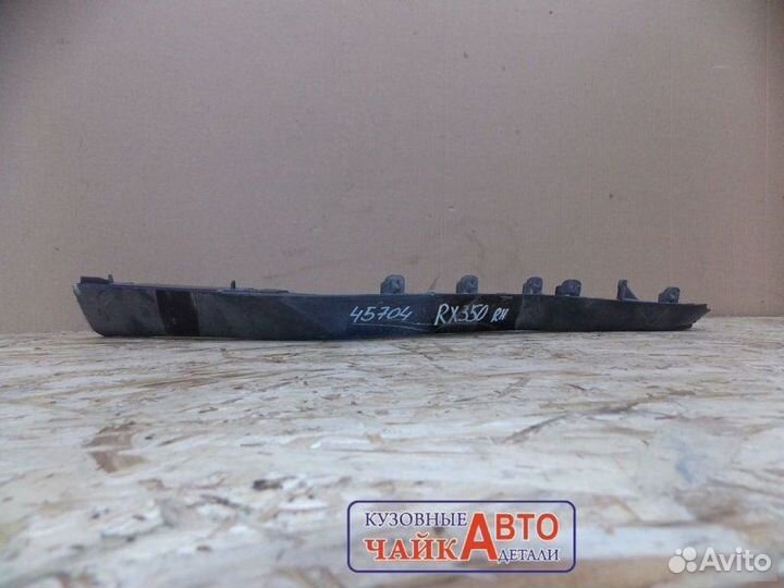 Накладка бампера передняя правая Lexus Rx 4