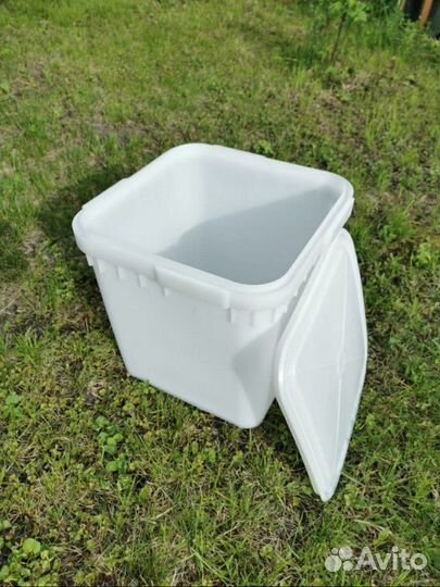 Пластиковые контейнеры