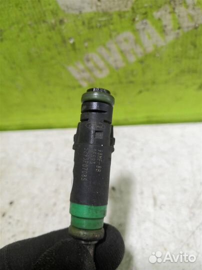 Форсунка инжекторная Форд Фокус 2