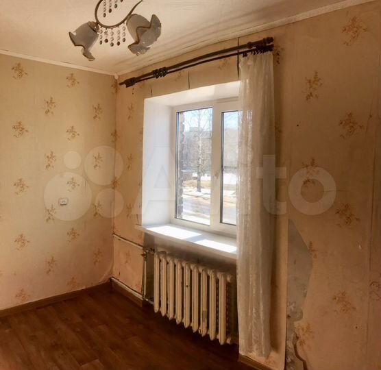 2-к. квартира, 40 м², 2/4 эт.