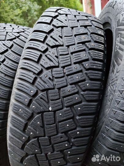 Continental IceContact 2 SUV 235/65 R18