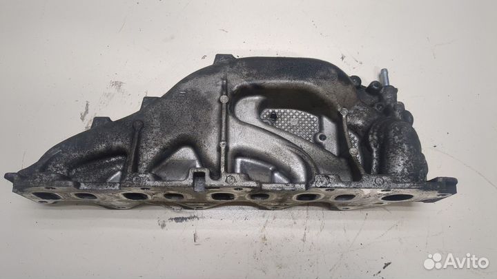 Коллектор впускной Opel Vivaro, 2016