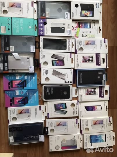 Чехлы и защитные стекла на смартфон