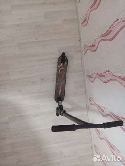 Трюковой самокат