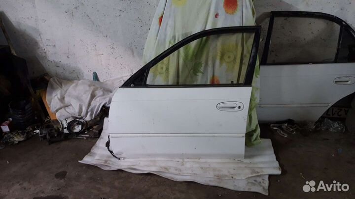 Toyota corolla ае100