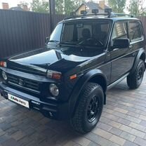 ВАЗ (LADA) Niva Legend Bronto 1.7 MT, 2023, 15 200 км, с пробегом, цена 1 315 000 руб.