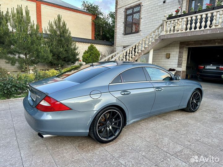 Mercedes-Benz CLS-класс 5.0 AT, 2004, 290 000 км